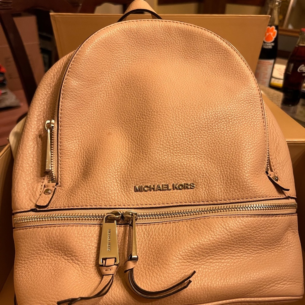 Michael Kors back pack pink